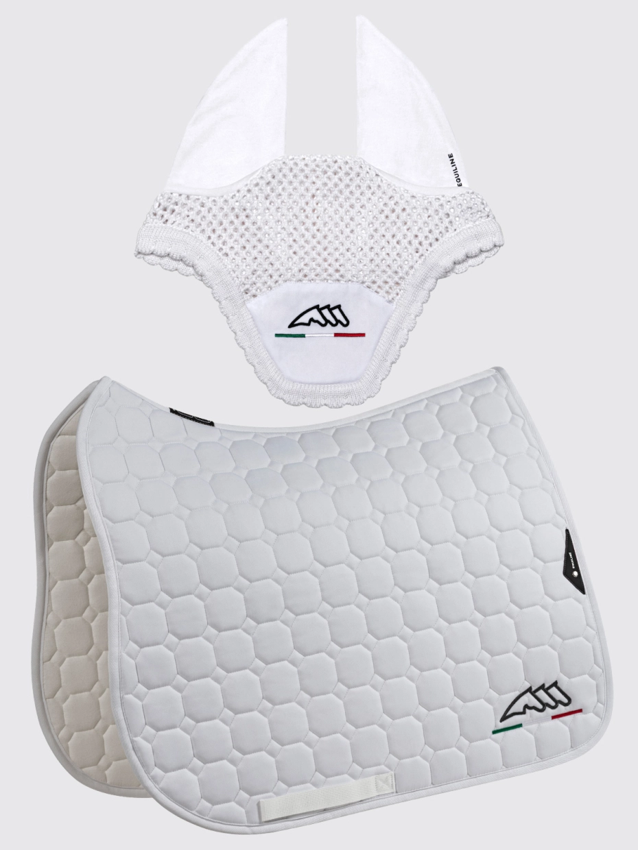 EC018PB11355001_B2C_EC018PB11355_001_02_1.jpg Conjunto Equiline Mantilla + Orejeras EQFLAGGY Blanco Salto/Doma - Imagen 1
